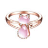 Bague chat en cristal rose plaqué or rose & d’hibiscus