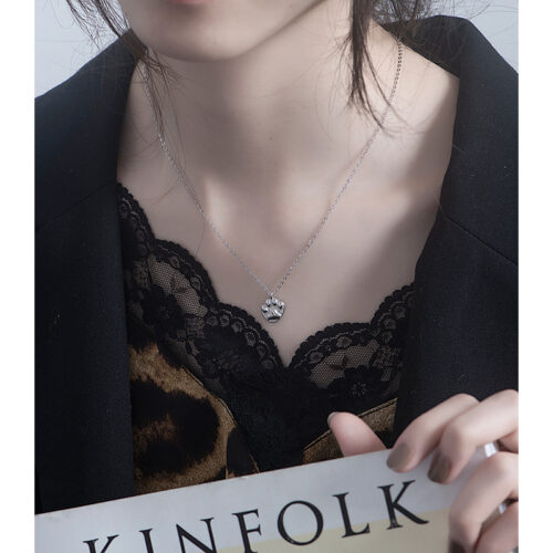 Collier patte de chat en Argent