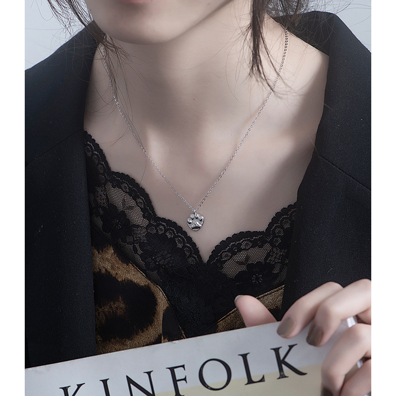 Collier patte de chat en Argent