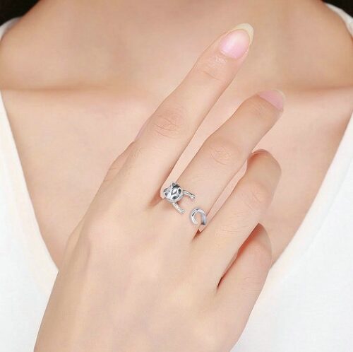 Belle bague de doigt chat mignon et coquin en argent