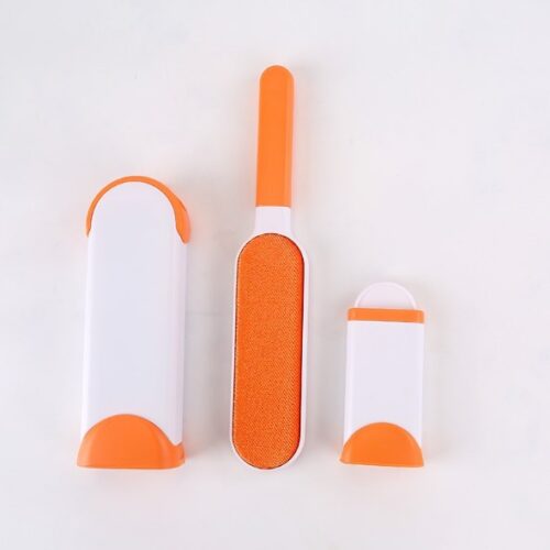 BROSSE À POILS COLLANTS