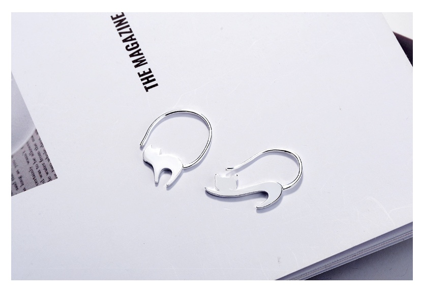 Boucles d'oreilles chaton coquine clou – Image 3