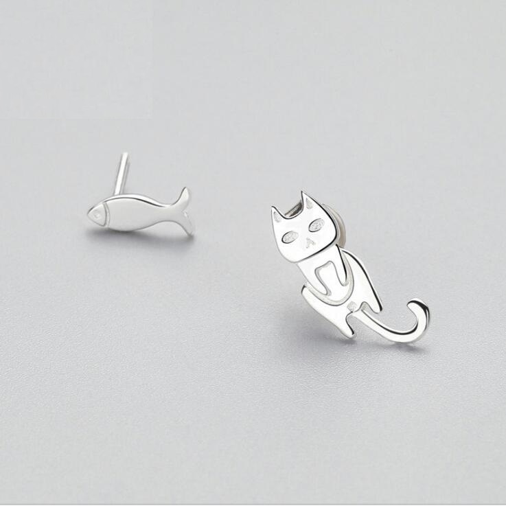Boucles d’oreilles asymétriques en argent