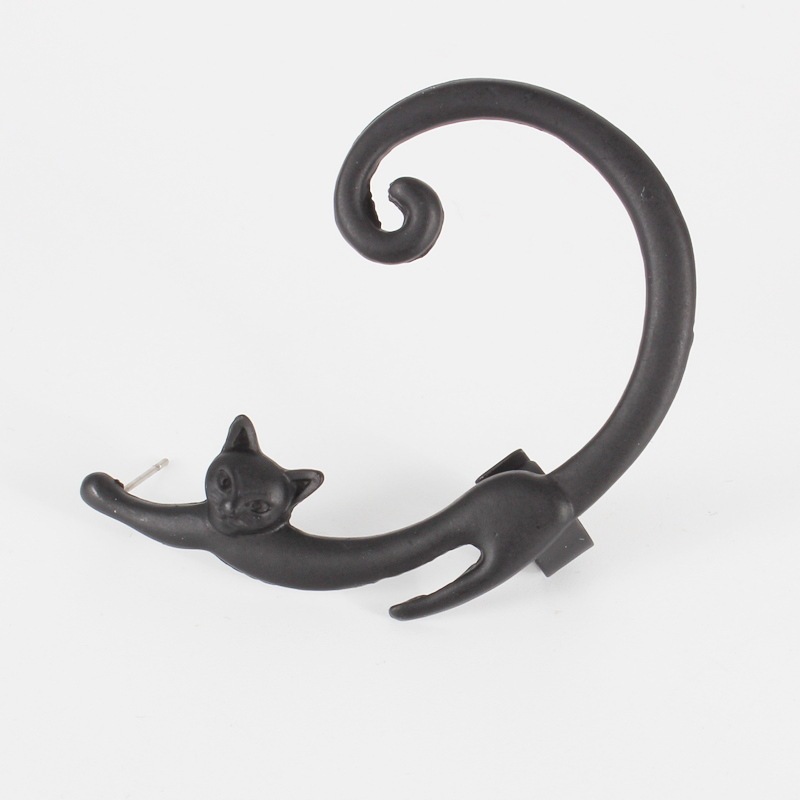 Boucle d’oreille unique en forme de chat