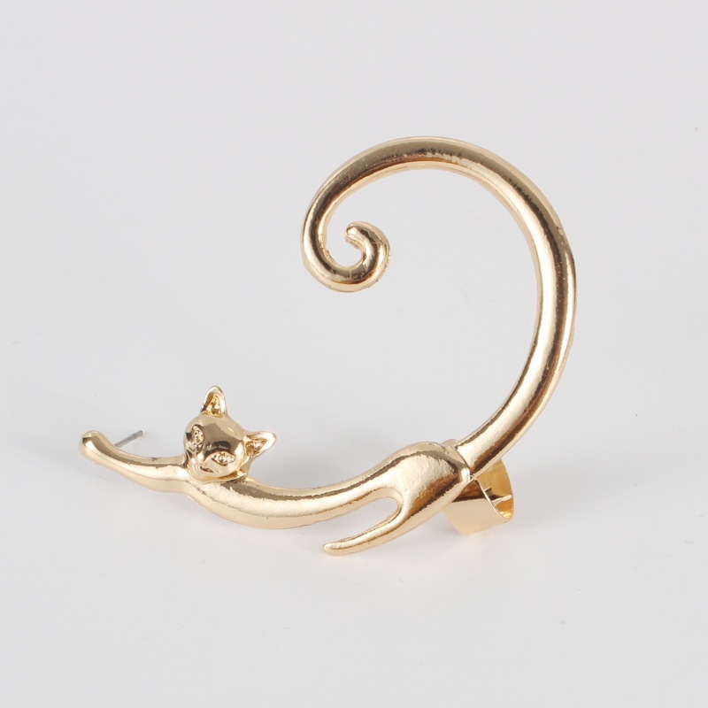 Boucle d’oreille unique en forme de chat