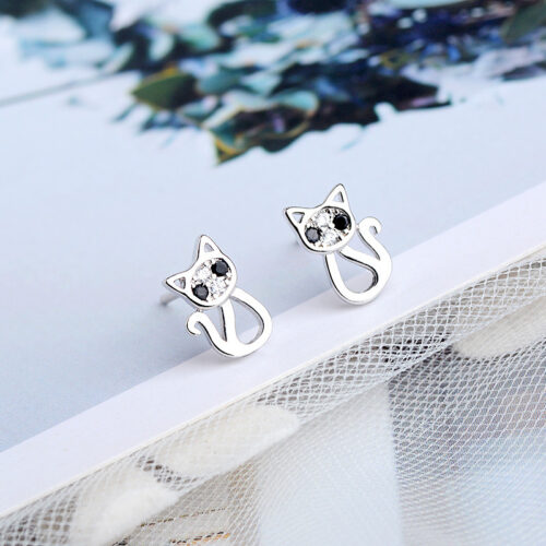 Clous d’oreilles de chat en argent sterling avec œil noir
