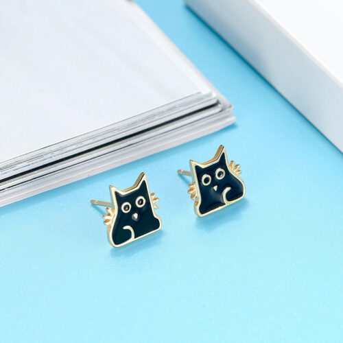 Boucles d’oreilles en argent avec chat noir