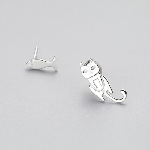 Boucles d’oreilles asymétriques en argent
